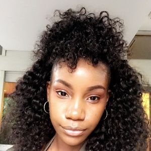 Meet your Posher, Renae