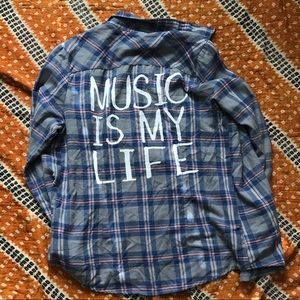 🌻PRICE DROP🌻"Music is my Life" Plaid Flannel