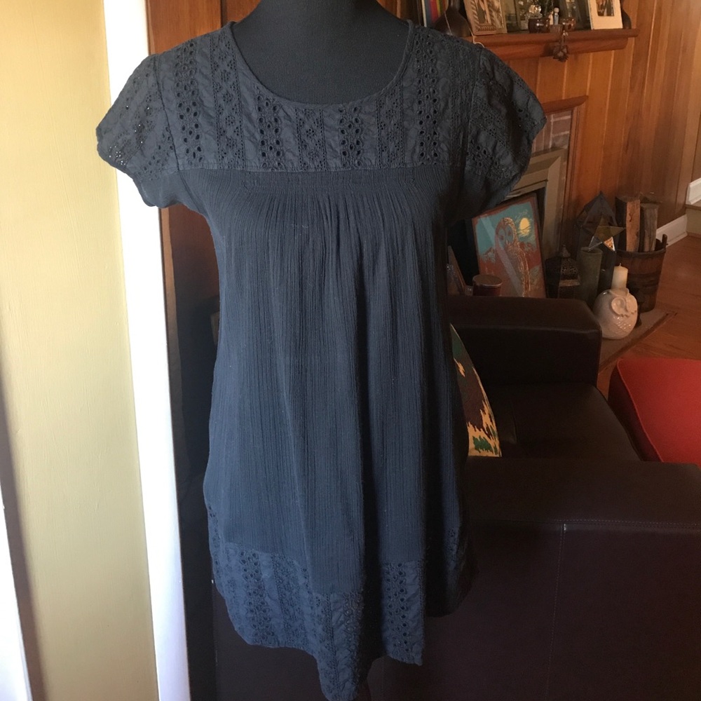 Anthropology Fei black gauzy tunic top size M