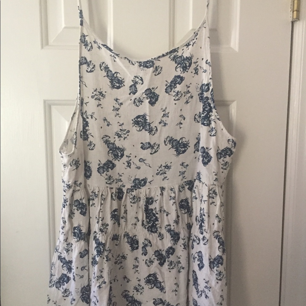 Tank top, thin strap