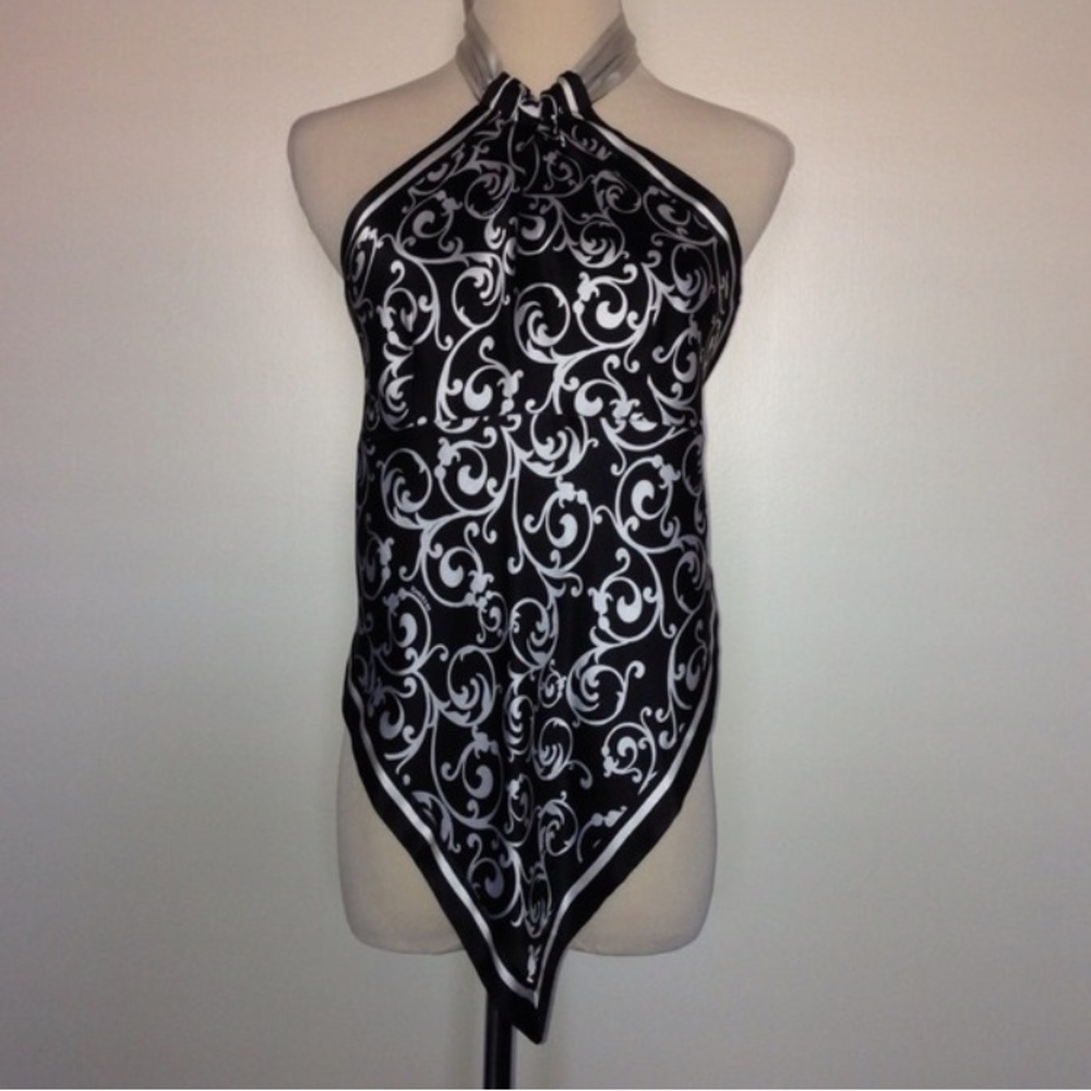 Bebe reversible handkerchief top