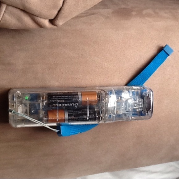 Wii u Controller - Picture 2 of 2