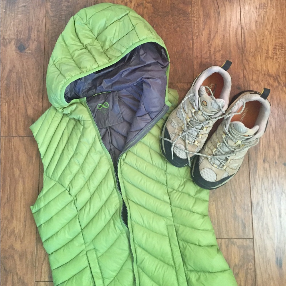 Be by Blanc Noir Green Puffer Vest