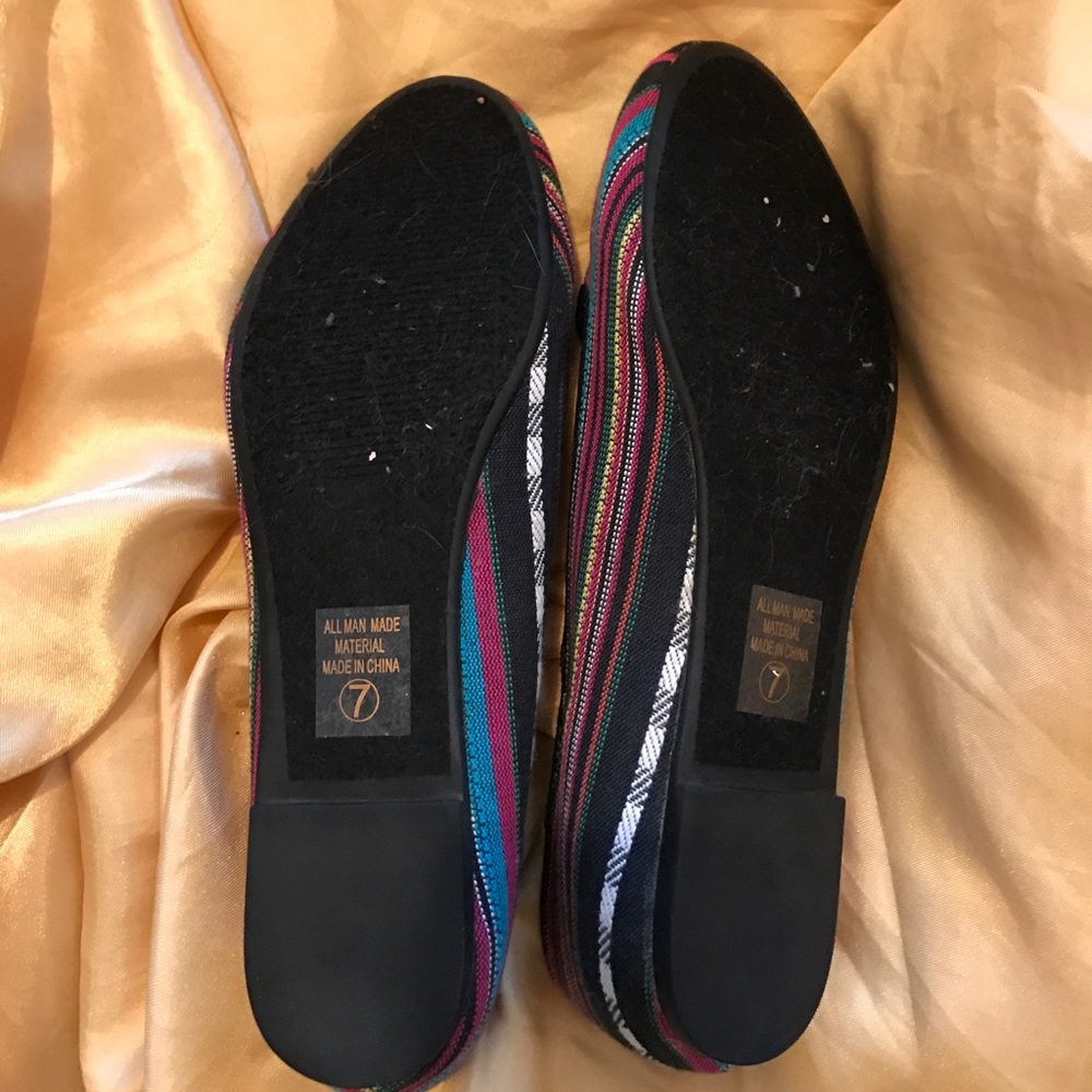 Flats - Picture 2 of 4