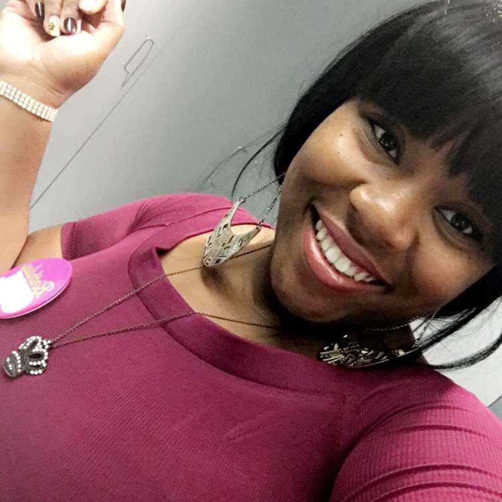 Meet your Posher, Kenisha