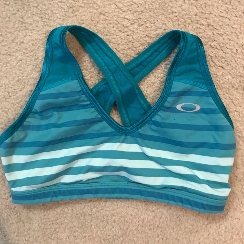 Oakley women's sports bra