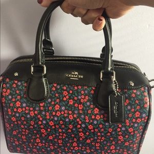 Coach Ranch Floral Mini Bennet Satchel Red/Black
