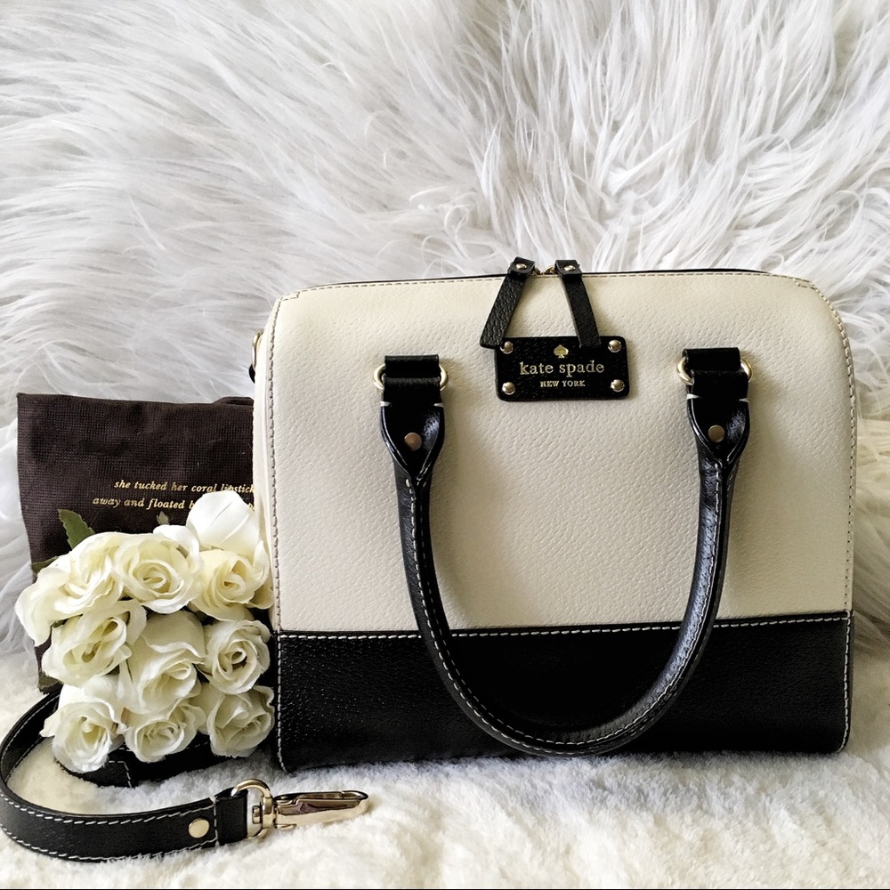 ♠️Sold ♠️ Kate Spade Black and Cream bag