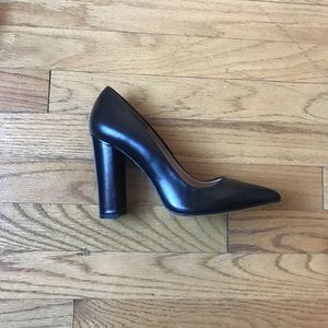 Zara black high heel shoes