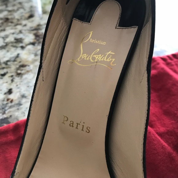 Christian LouBoutin size 8 Heels - Picture 4 of 6