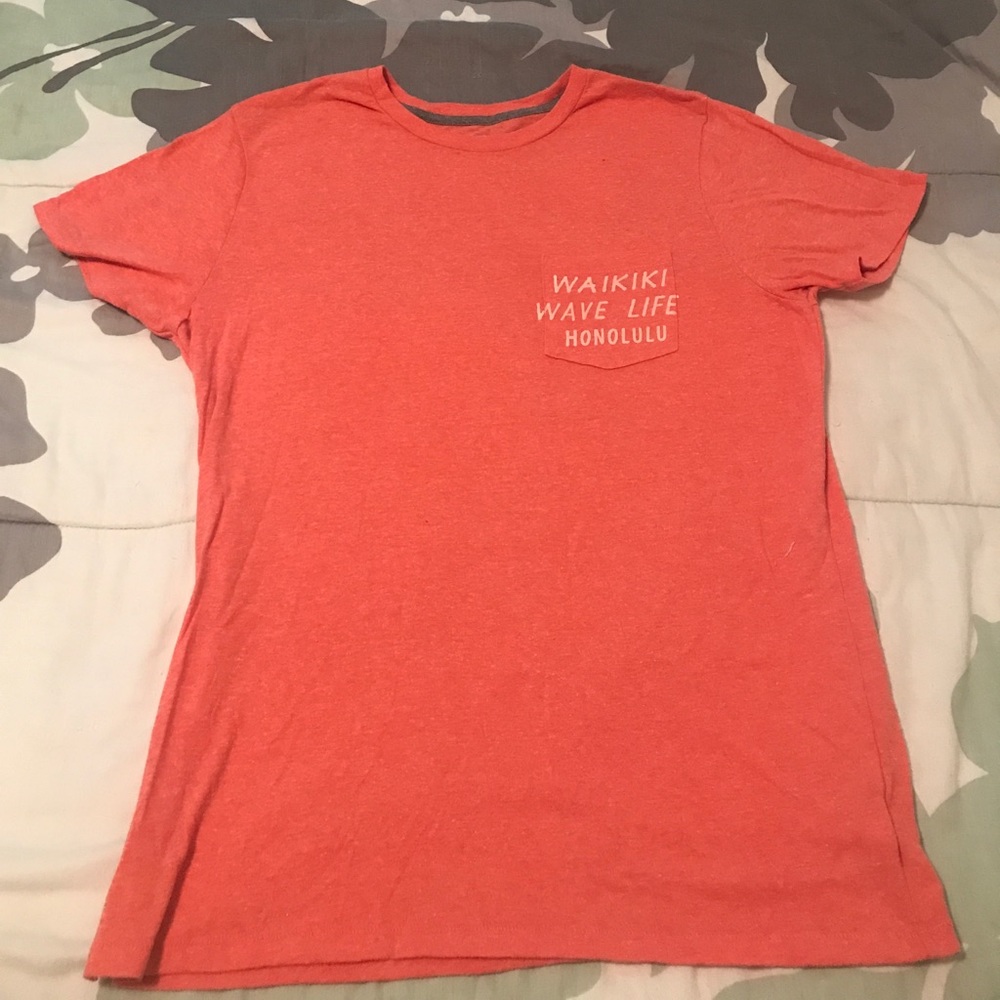 Like new! Men’s tee