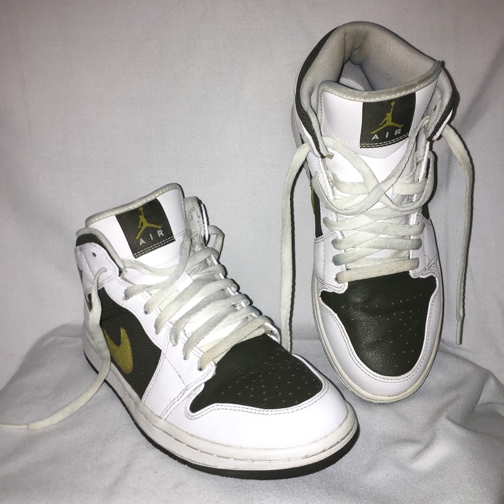 Air Jordan Retro 1 High