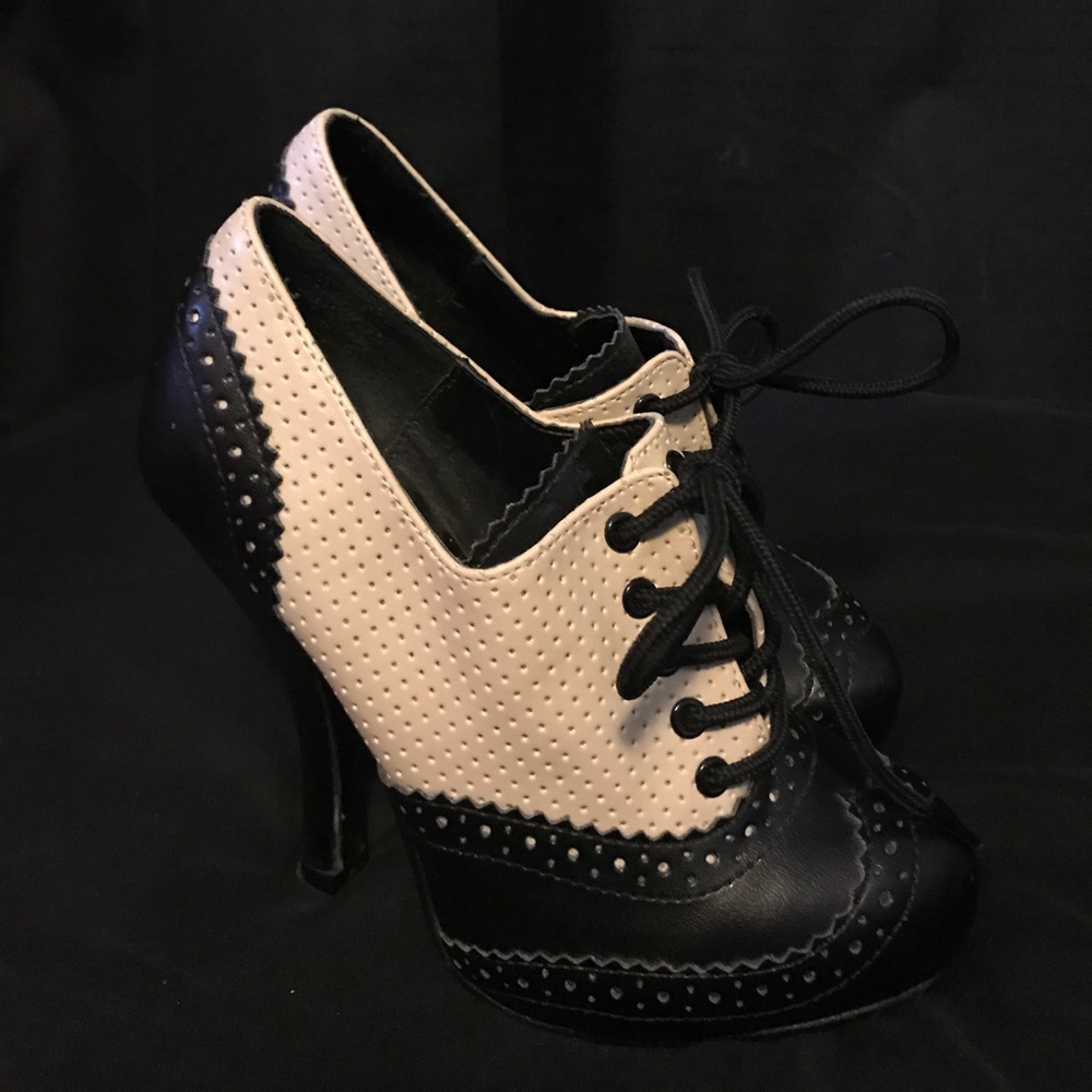 Pinup Couture pinup heels