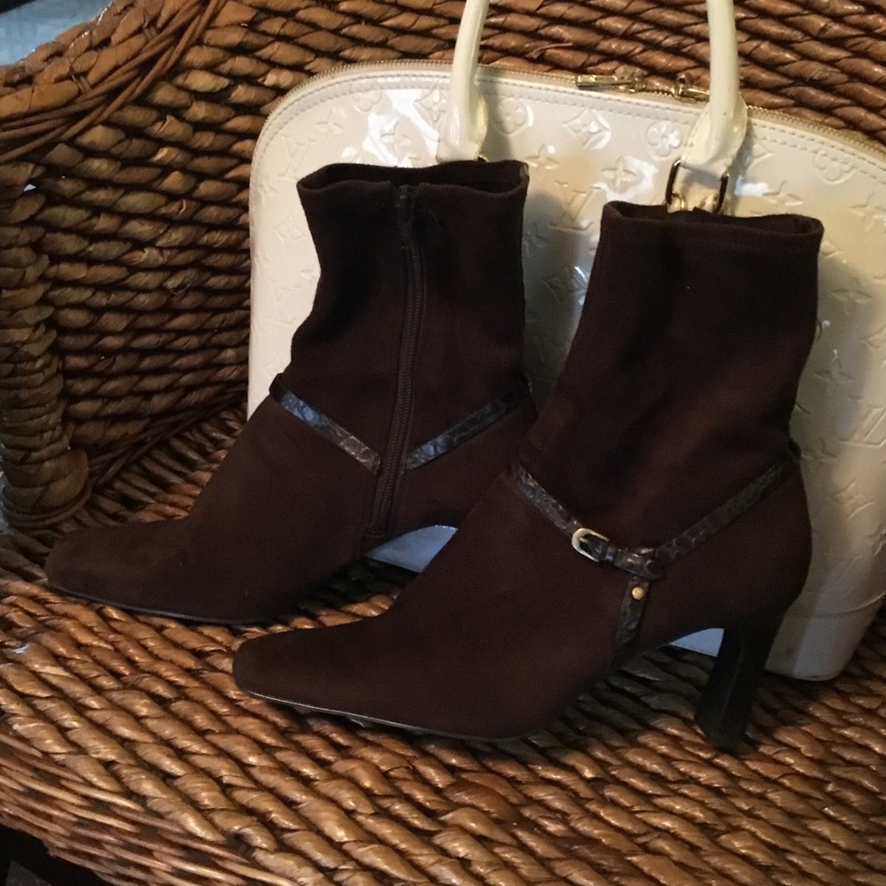 Brown ankle boots