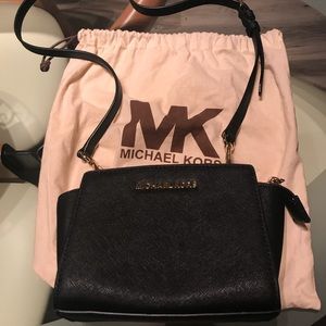 Michael Kors Crossbody Bag (Mini)