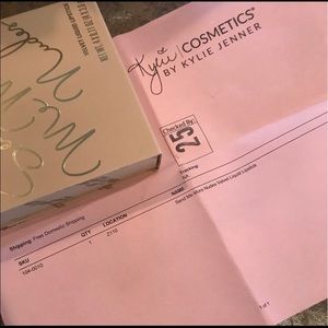 More Nudes Kylie Velvet Lipstick 💄 Bare