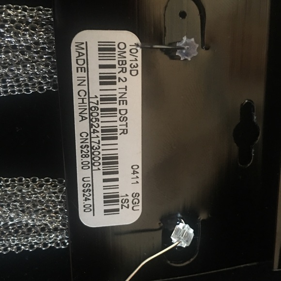 Bebe black and silver shoulder duster earrings - Picture 4 of 4