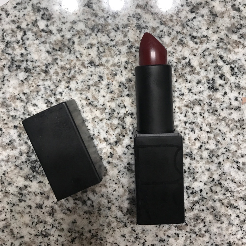 NARS lipstick in shade Bette