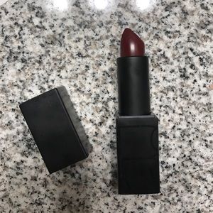 NARS lipstick in shade Bette