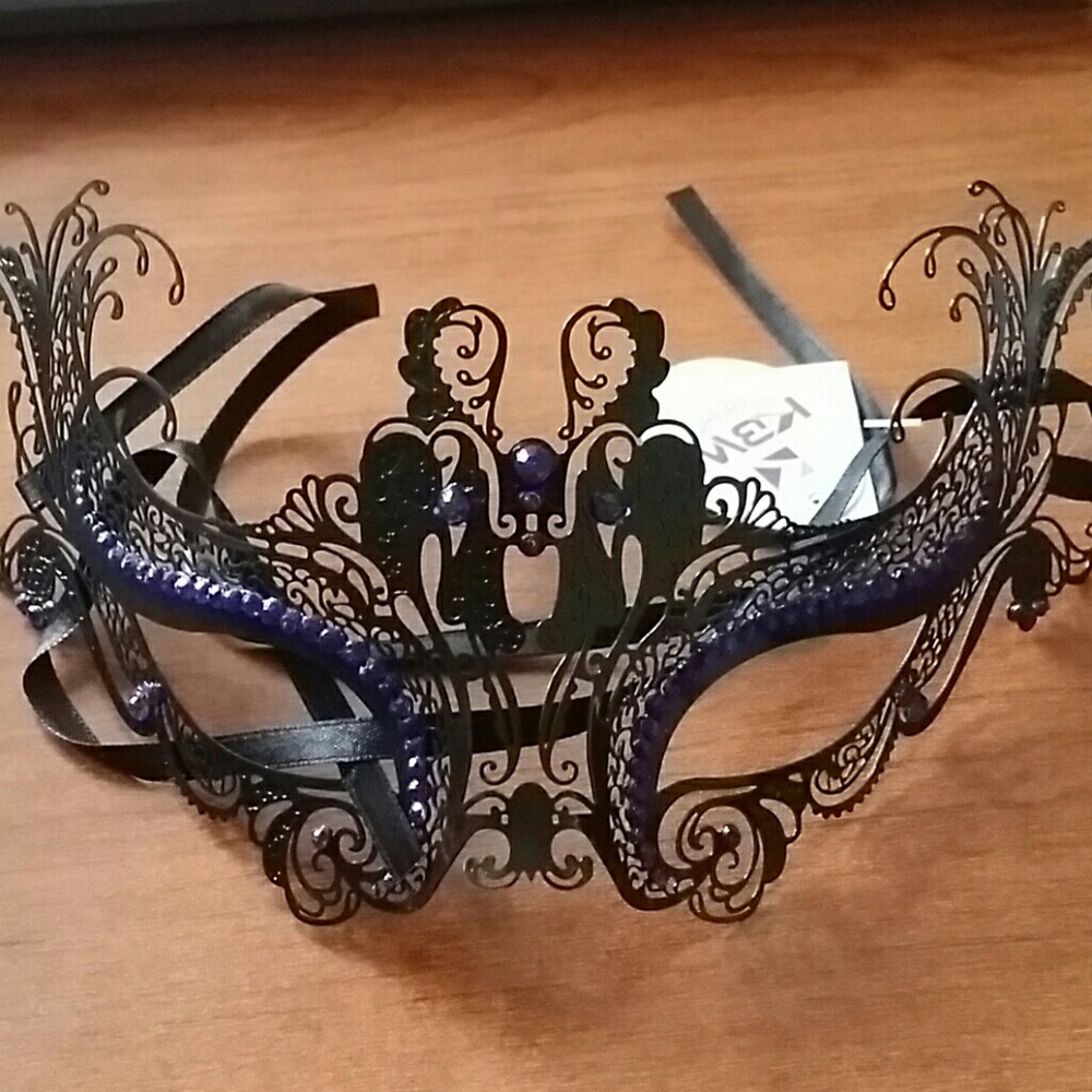 New Black Filigree Venetian Mask