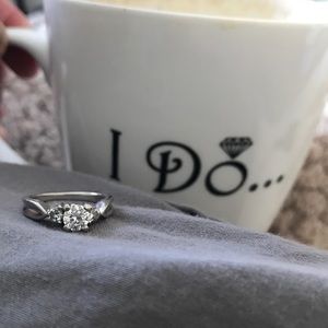 3 stone Diamond ring
