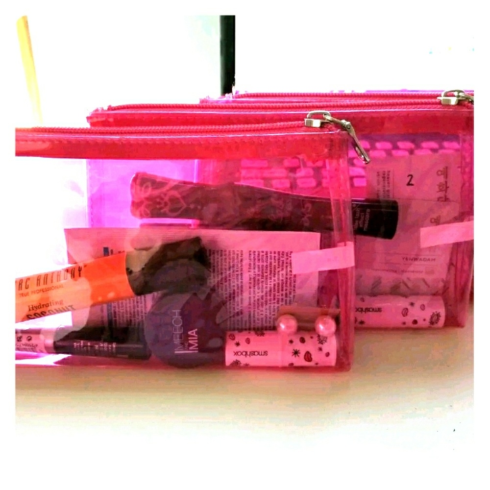 Beauty Bag ~ Try High End and Drug Store Brands