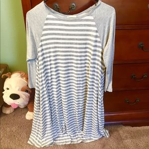 NWOT long sleeve gray striped dress 👗