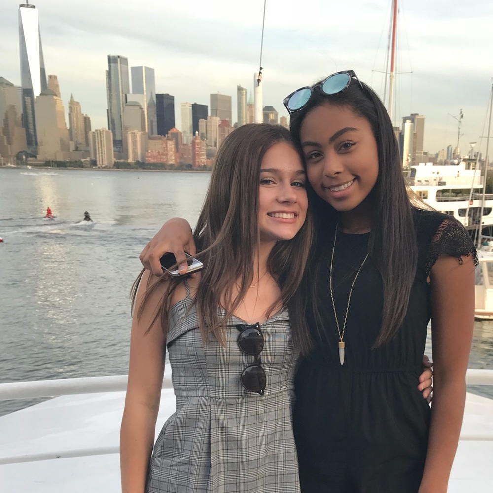 Meet your Posher, Brooke