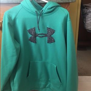 Under Armour Hoodie