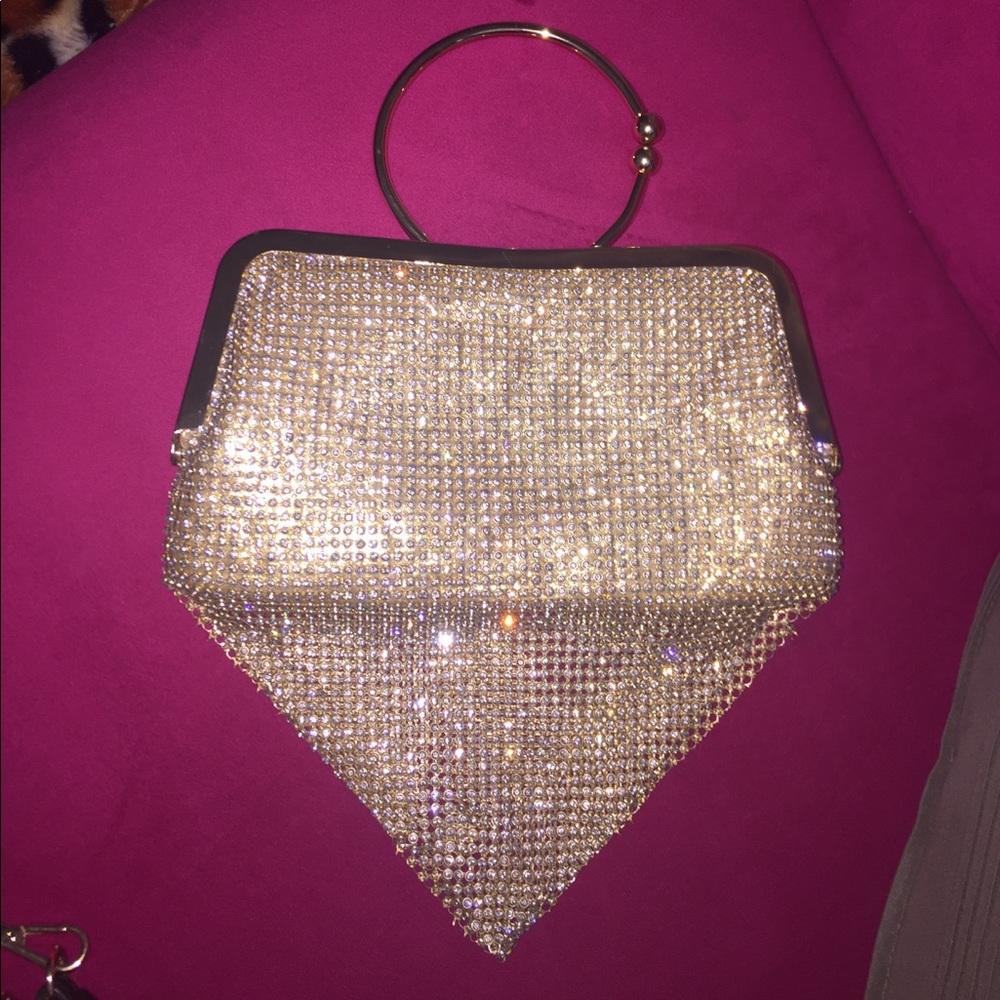 Very gorgeous Rhinestoned small clutch