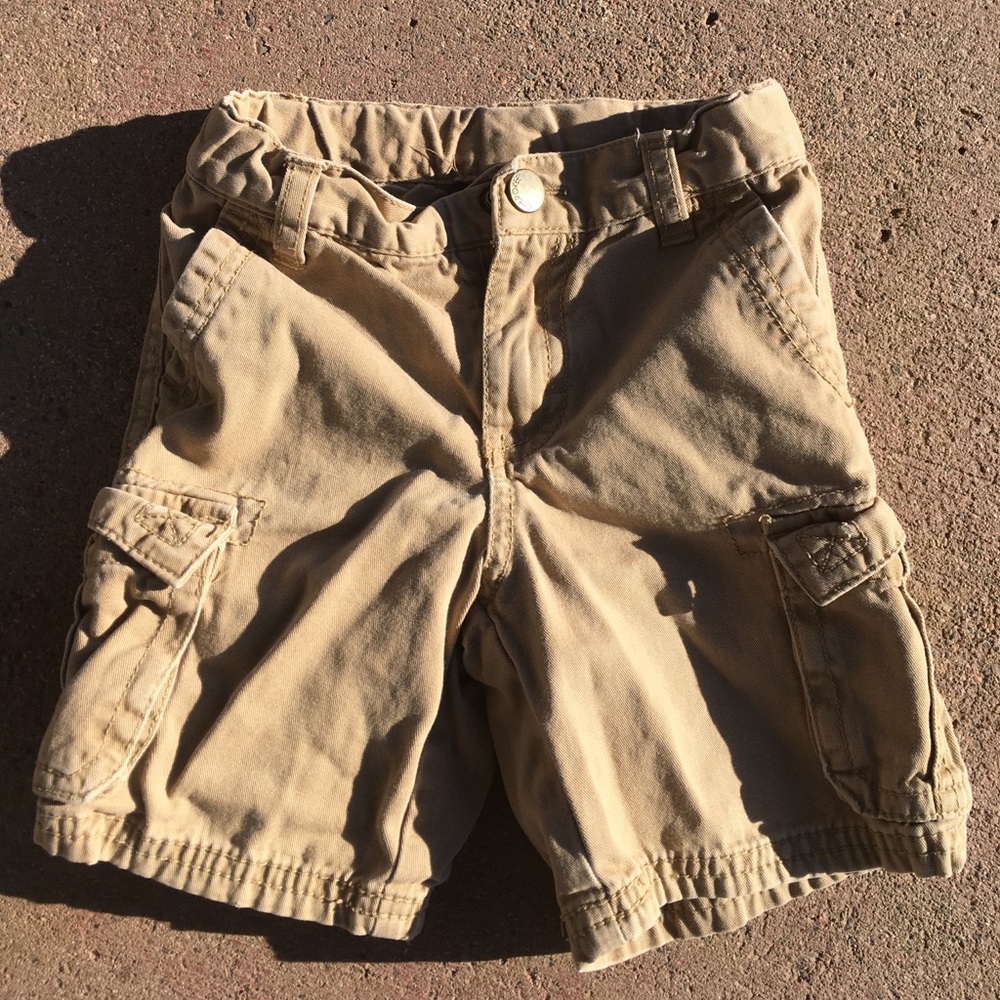 Boy khaki shorts