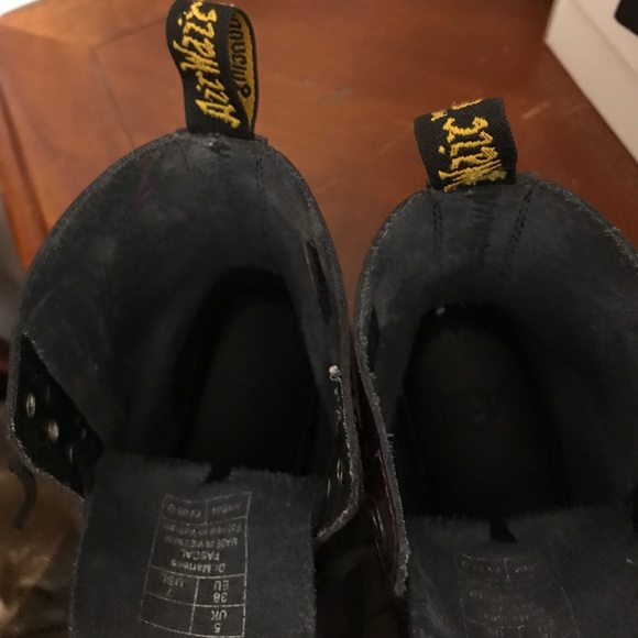 Boots - Picture 5 of 5