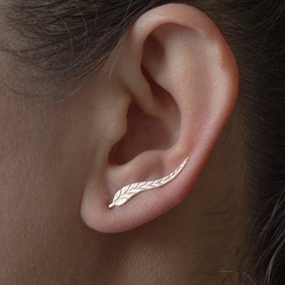 Women Fashion jewelry Leaf stud earrings