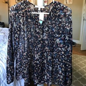 Lace Up Neckline Wren & Willa Blouse