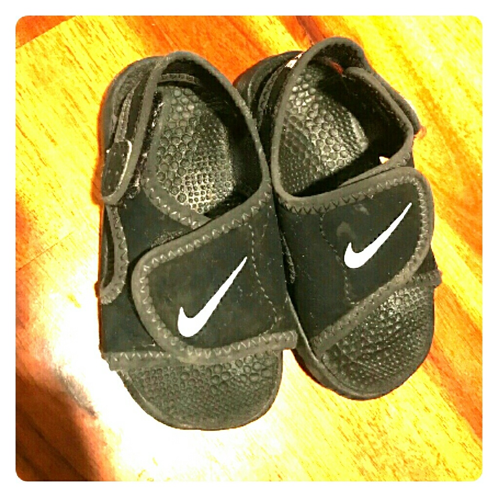 Nike size2