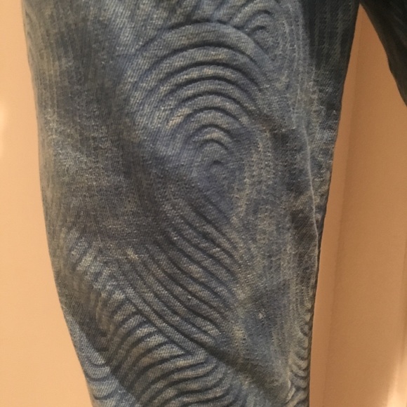 Acoté patterned jeans. (French brand) - Picture 5 of 5