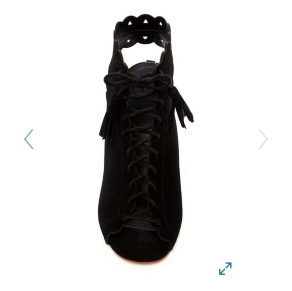 FINAL PRICE!BNIB REAL Suede lace up tassel booties - Picture 5 of 6