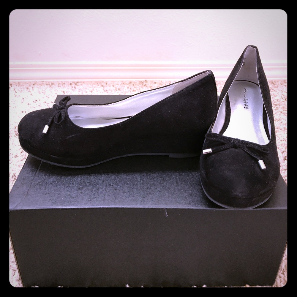 Kids AE Black Heel Size 1