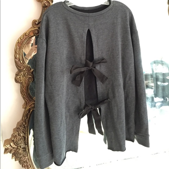 Zara Sweaters - Zara High Low Tie open Back Bow sweatshirt