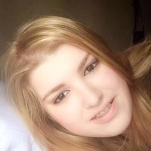 Meet your Posher, Isabel