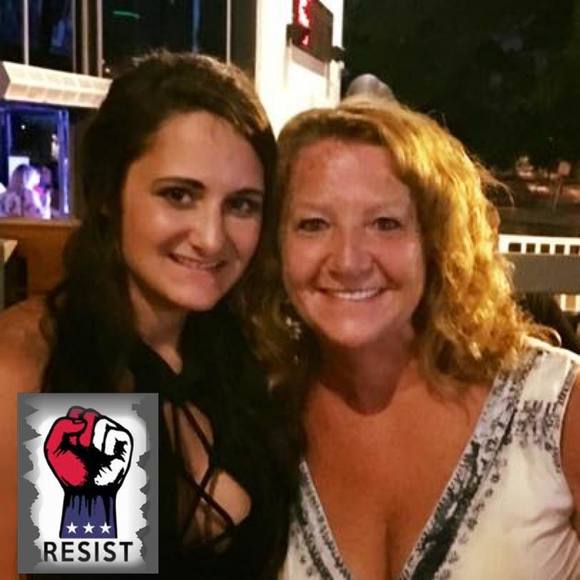 Meet your Posher, Sara - Picture 2 of 2