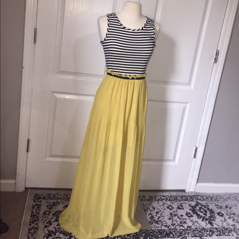 Striped mustered mesh maxi dress