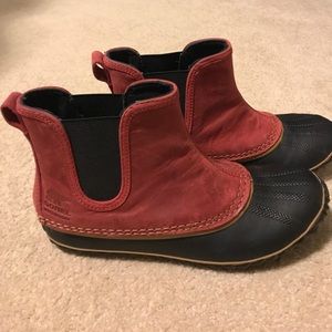 Like new Sorel Rainboots
