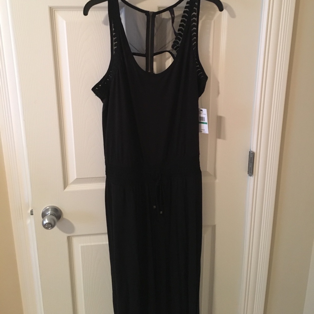 NWT Jessica Simpson Jumpsuit size L 🖤