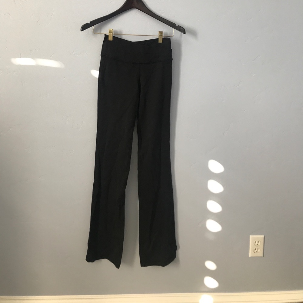 Black lululemon pants