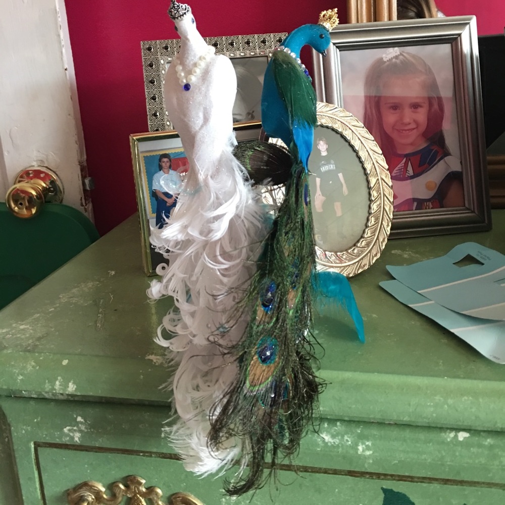 Peacock cake topper