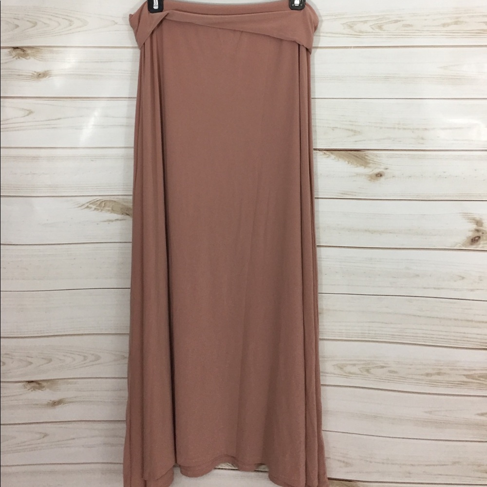 Blush pink LuLaRoe Maxi skirt
