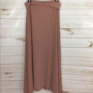 Blush pink LuLaRoe Maxi skirt