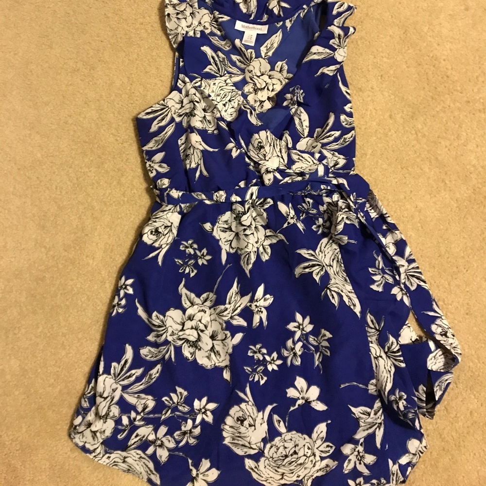 Motherhood maternity top.