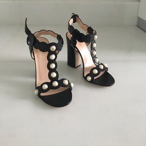 Gucci Heels- never worn